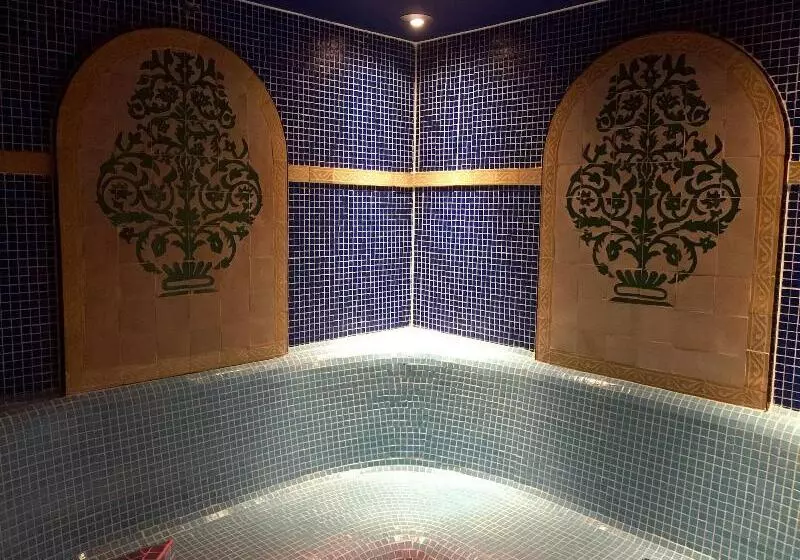 ペンション Chateau De Mathod Chambres D Hotes