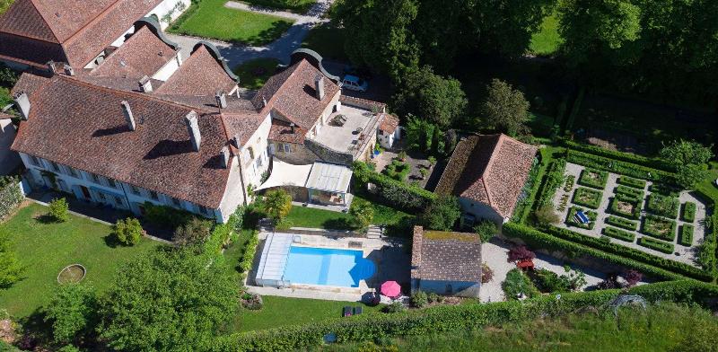 ペンション Chateau De Mathod Chambres D Hotes