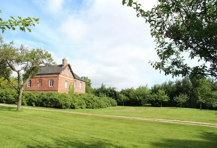 ペンション Le Pommenial De La Hérissonnière