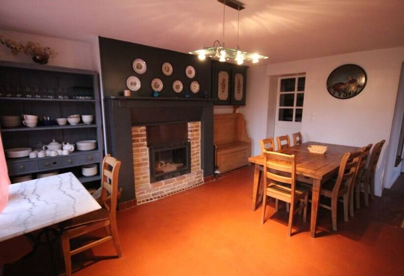 펜션 Le Pommenial De La Hérissonnière