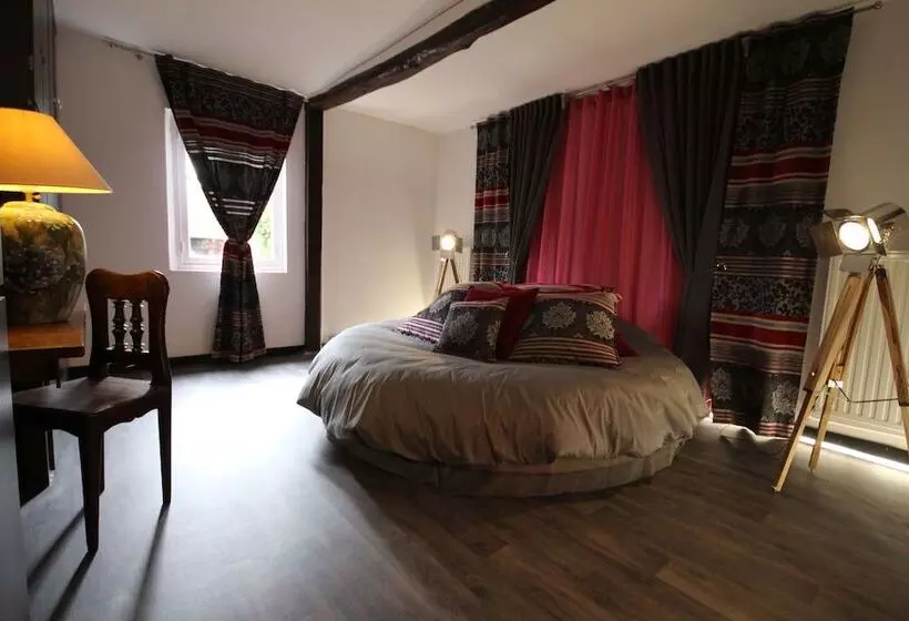 ペンション Le Pommenial De La Hérissonnière