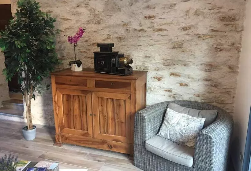 Majatalo Les Chambres Du Pressoir