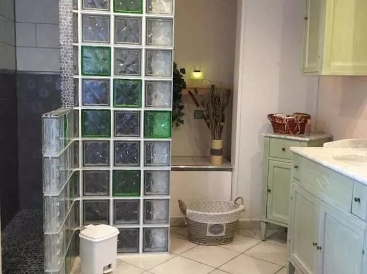 Majatalo Les Chambres Du Pressoir