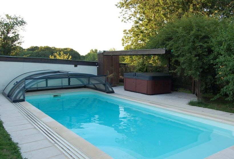 بنسيون Les Chambres Du Pressoir