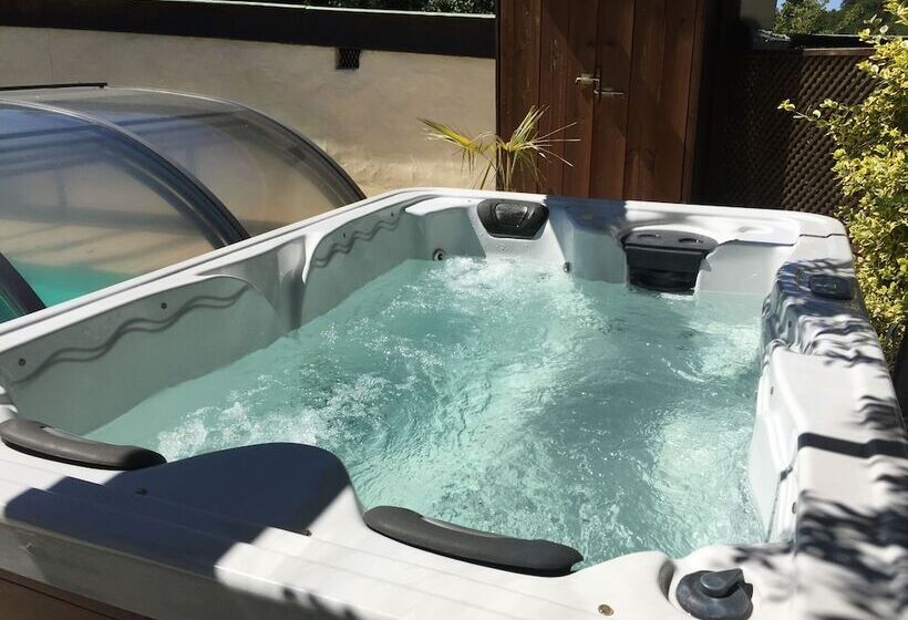 بنسيون Les Chambres Du Pressoir