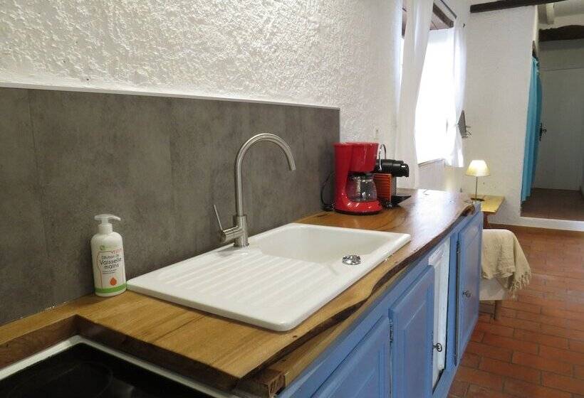 بنسيون Nature S Pace Holidays