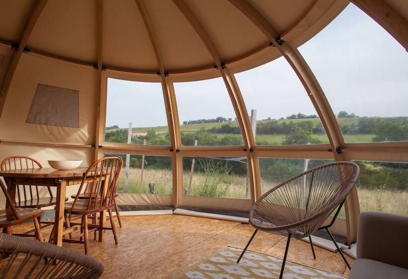 بنسيون Nature S Pace Holidays