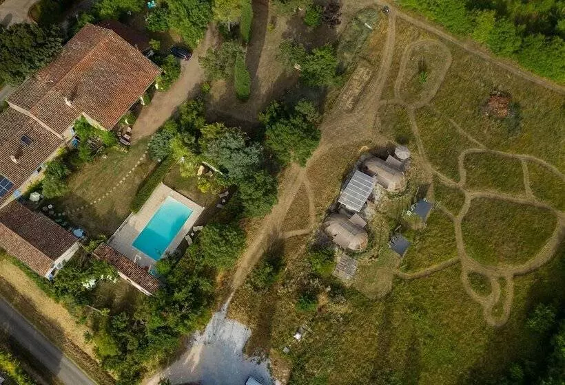 ペンション Nature S Pace Holidays