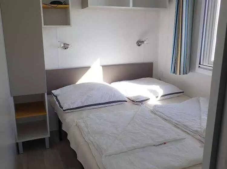 リゾートホテル Ferienpark Süderstapel