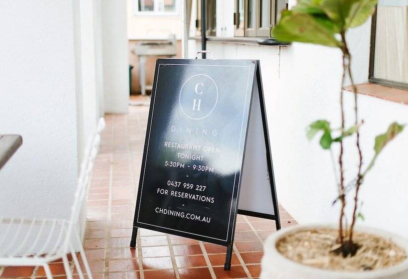 فندق على الطريق The Med Crescent Head