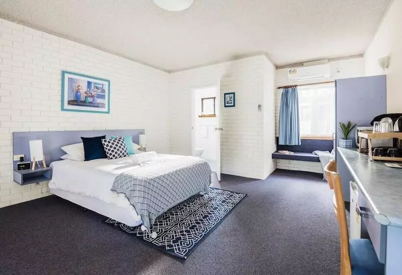 モーテル The Med Crescent Head