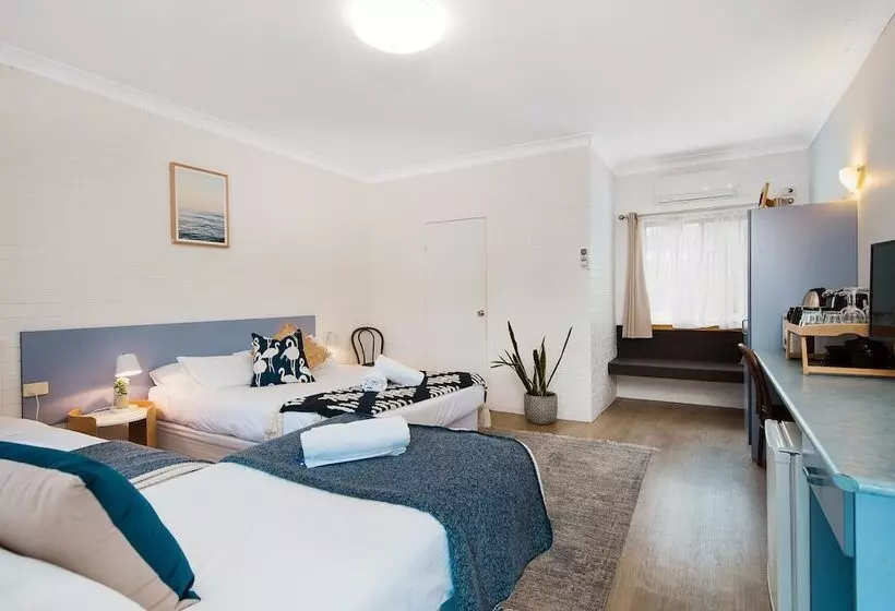 モーテル The Med Crescent Head