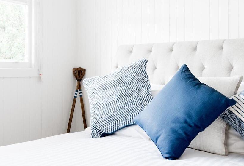 فندق على الطريق The Med Crescent Head