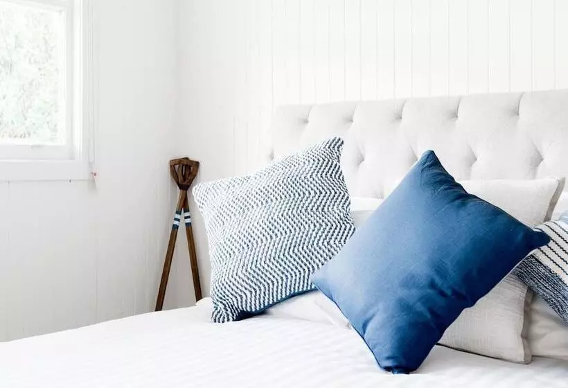 モーテル The Med Crescent Head