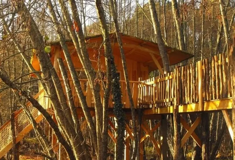 Aamiaismajoitus (B&B) Cabane Des Cerfs