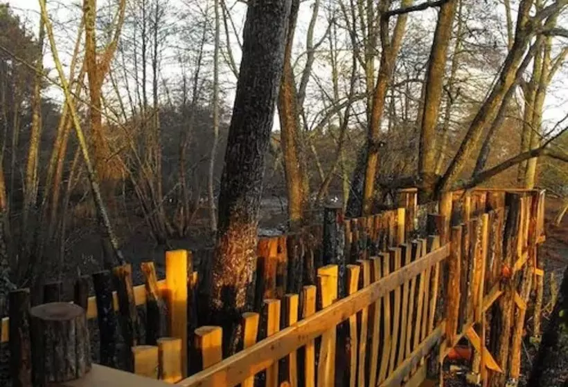 Aamiaismajoitus (B&B) Cabane Des Cerfs