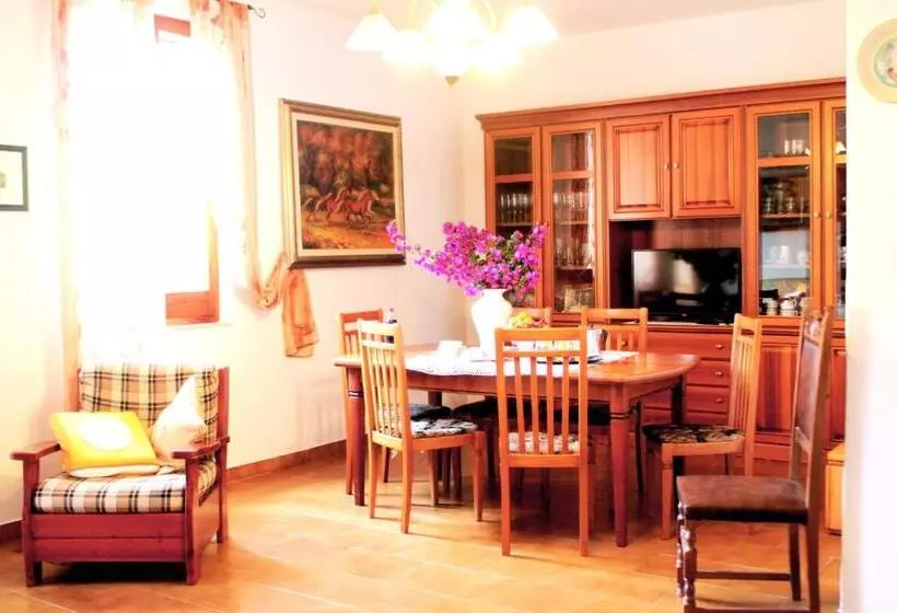 ベッドアンドブレックファースト Casa Andreana