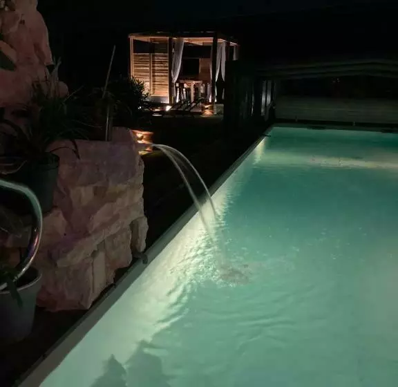 Aamiaismajoitus (B&B) Desirad