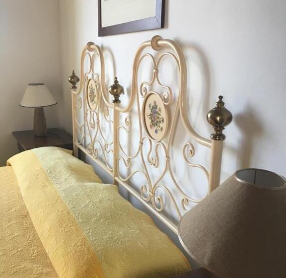 مبيت وإفطار La Casa Di Alice