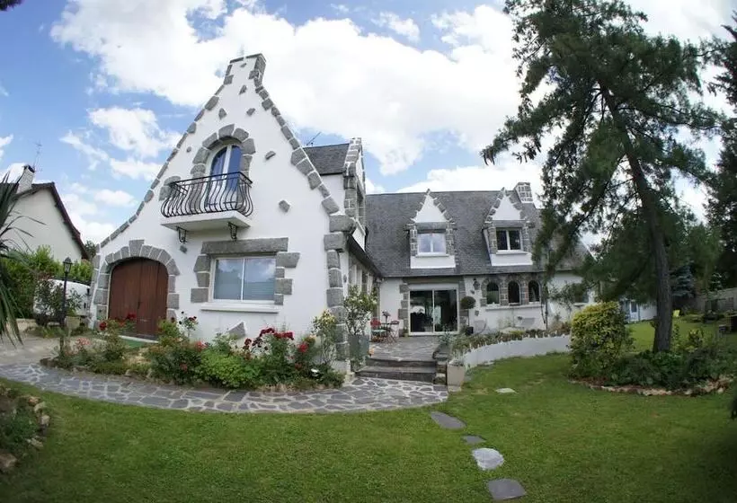 Bed & Breakfast Crosne Plazza & Spa