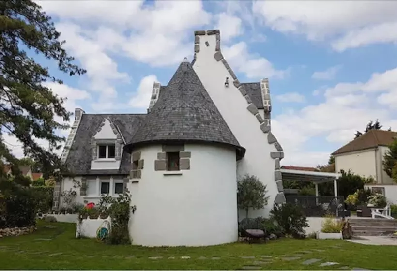 Bed & Breakfast Crosne Plazza & Spa