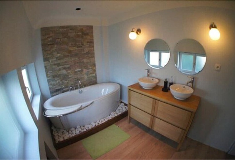 Bed & Breakfast Crosne Plazza & Spa