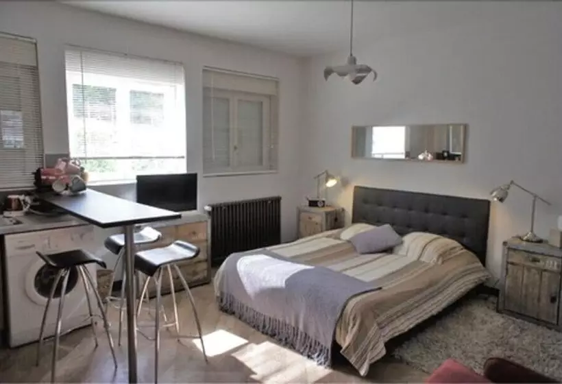 Bed & Breakfast Crosne Plazza & Spa