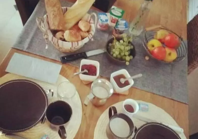 Bed & Breakfast Crosne Plazza & Spa