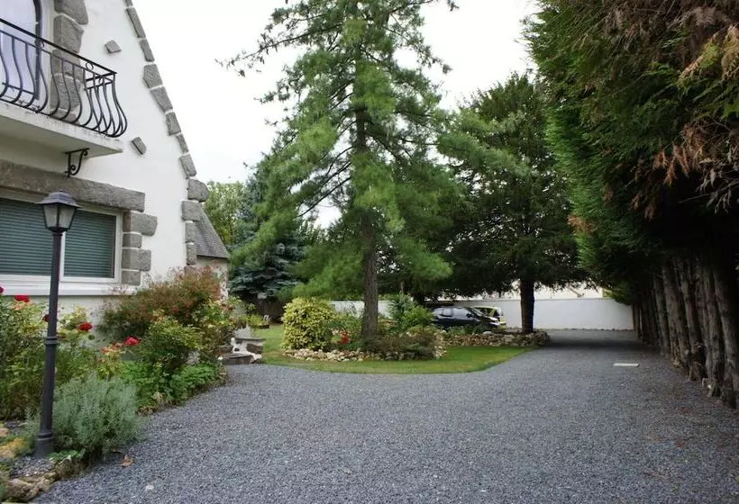 Bed & Breakfast Crosne Plazza & Spa