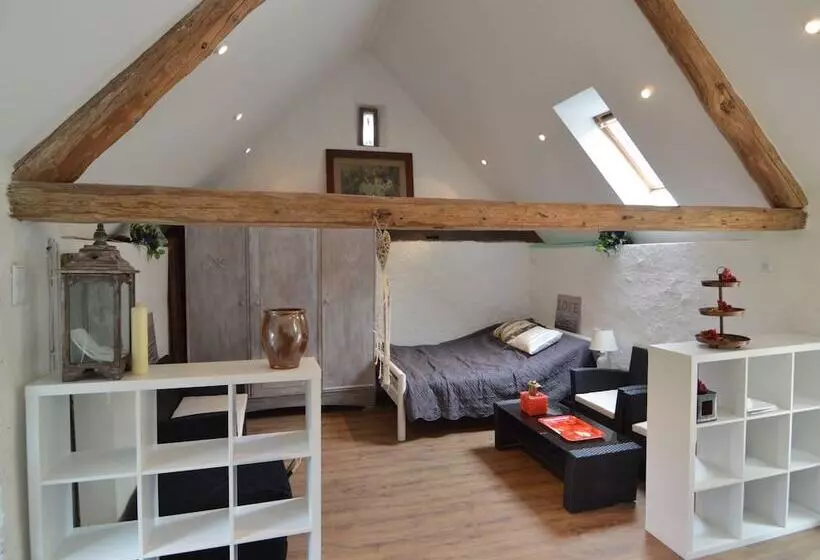 Cozy Apartment In Immerath Near Fishing