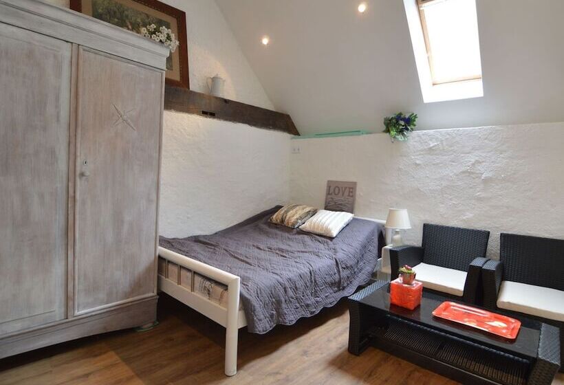 Cozy Apartment In Immerath Near Fishing