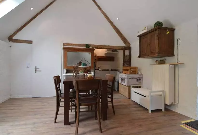 Cozy Apartment In Immerath Near Fishing