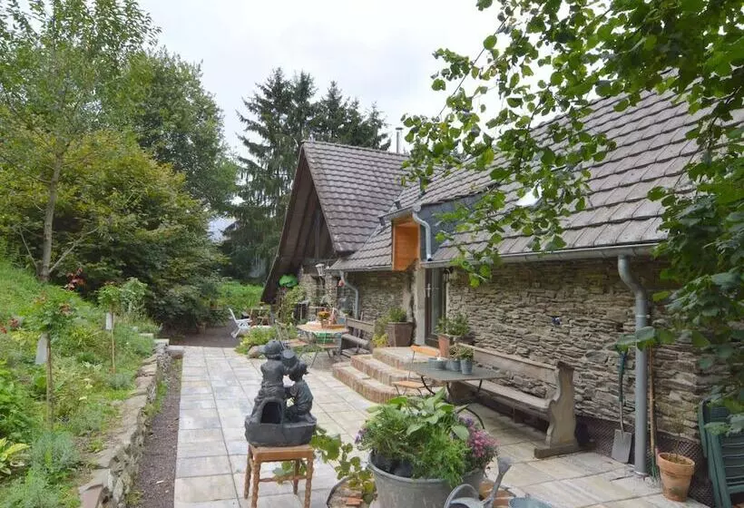 Cozy Apartment In Immerath Near Fishing