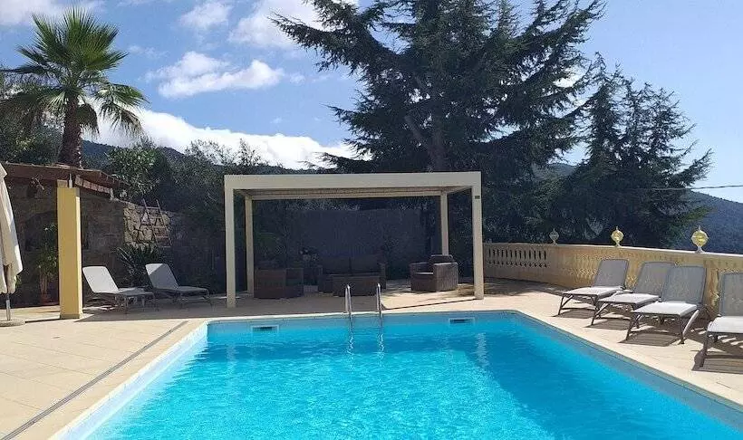 Hostelli Villa Santa Giusta