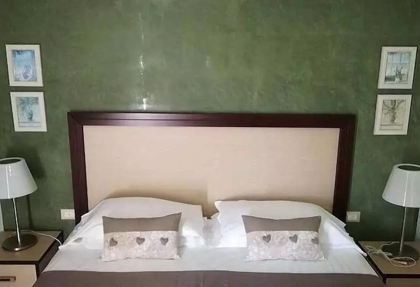 Hostelli Villa Santa Giusta