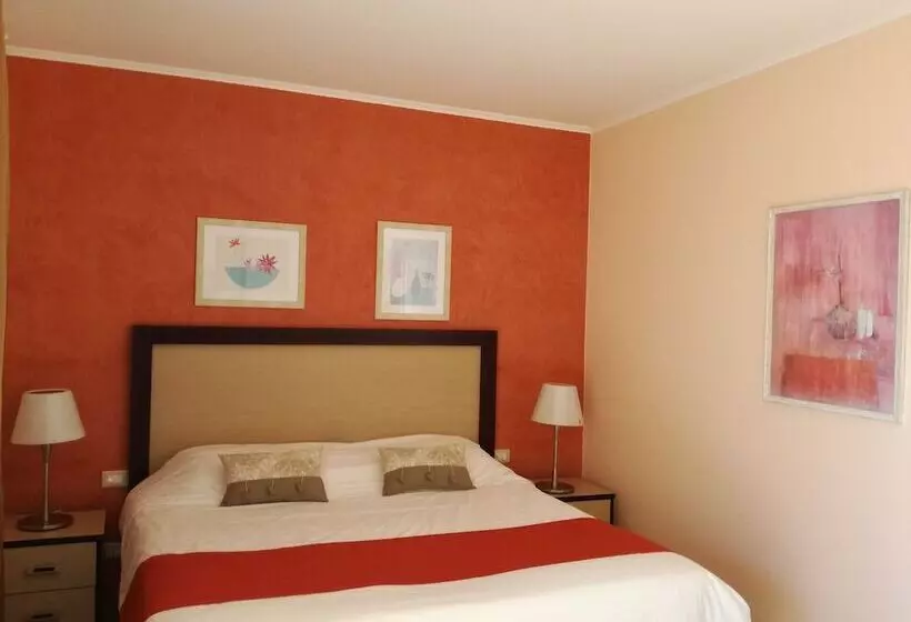 Hostelli Villa Santa Giusta