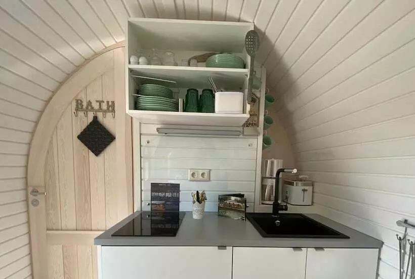 Hotelli Iglu Camp Triolago