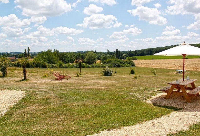 Отель Les Yourtes D'agnac