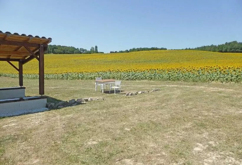 ホテル Les Yourtes D'agnac