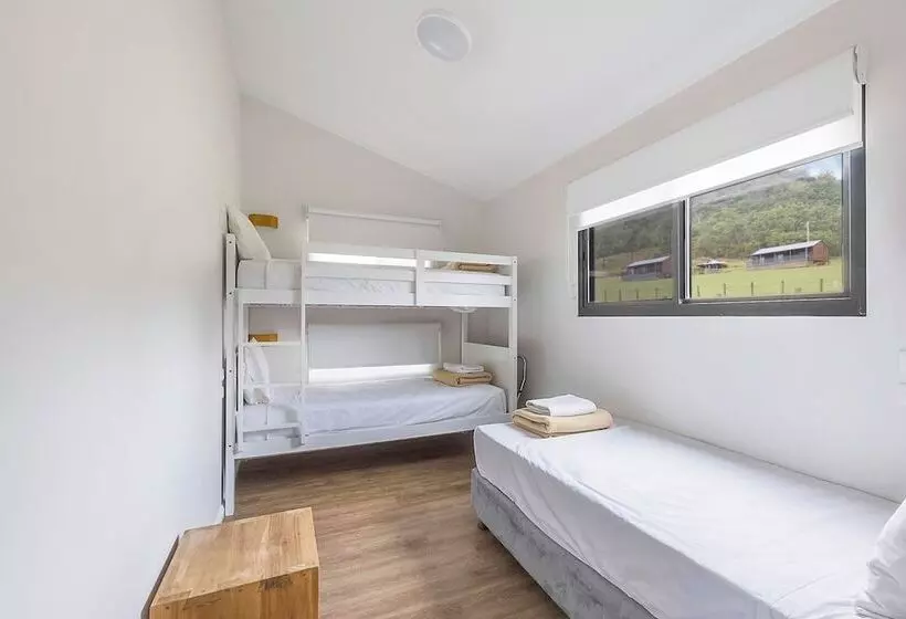 Hotelli Reflections Lake Glenbawn   Holiday Park