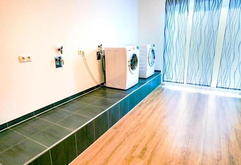 فندق Sleep Station