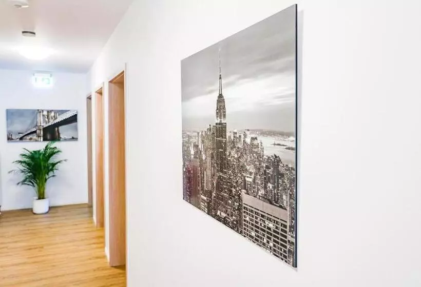 Hotelli Sleep Station