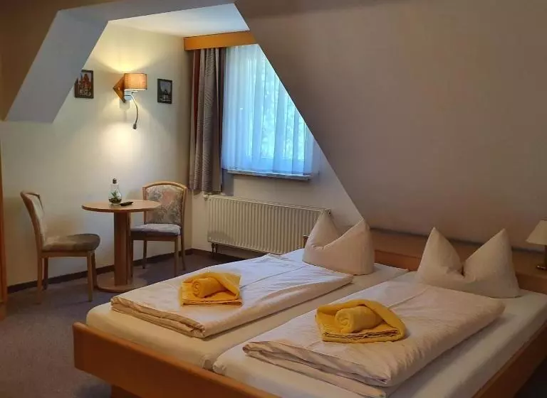 ペンション Gasthof Zur Friedenseiche