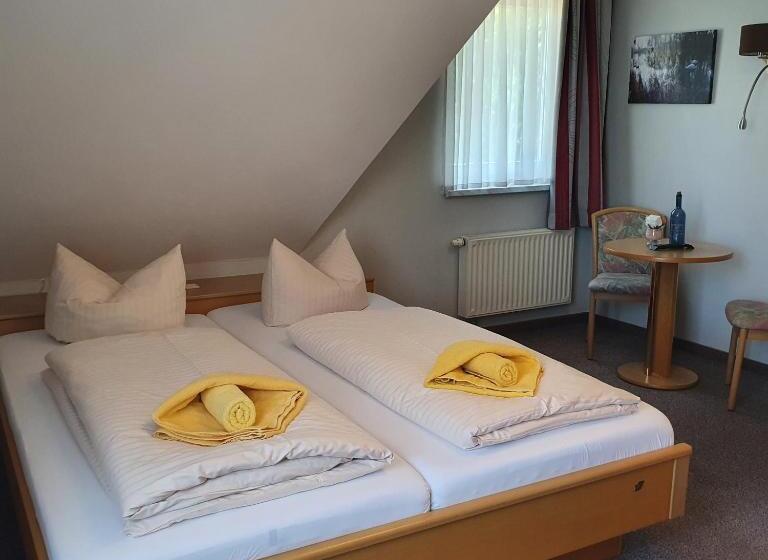 ペンション Gasthof Zur Friedenseiche