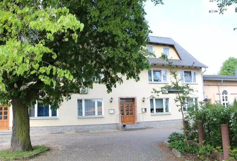 ペンション Gasthof Zur Friedenseiche