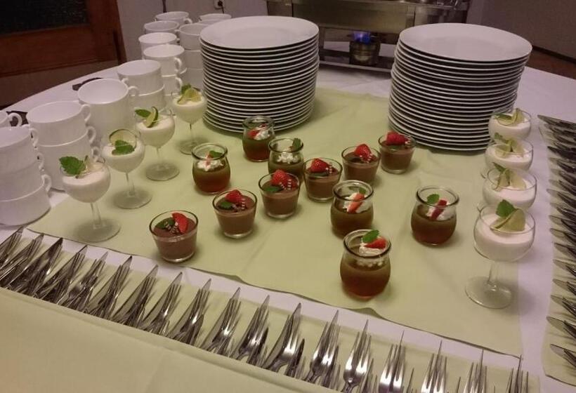 ペンション Gasthof Zur Friedenseiche