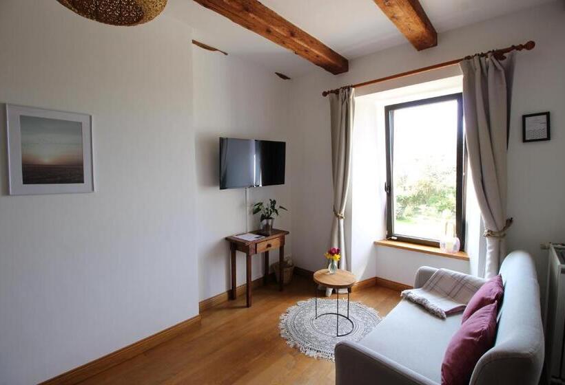 펜션 La Maison Kérès