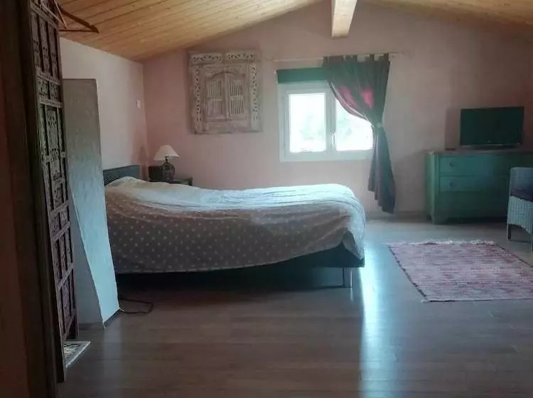 Majatalo Chambre Double Le Pêcher Saillans