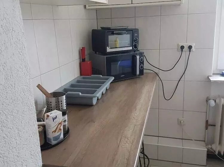 Majatalo Monteurzimmer Aks