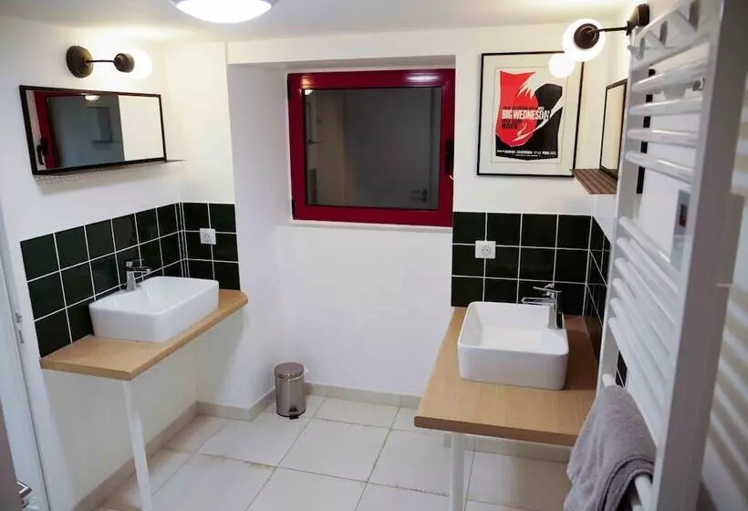 Majatalo Surf Camp Xxix